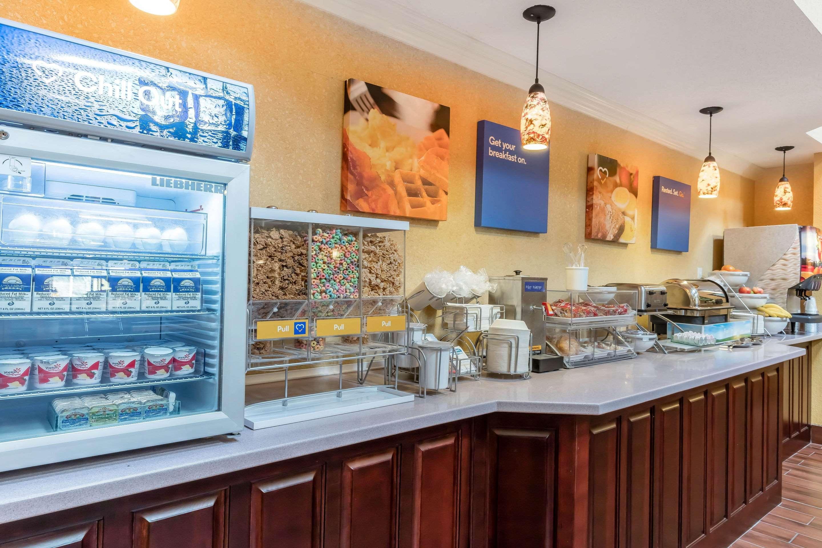 Comfort Inn & Suites Jasper Hwy 78 West Bagian luar foto